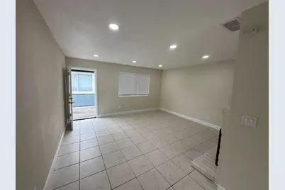 9561 Kelley Dr, Stockton, CA 95209 - Photo 11
