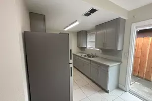 9561 Kelley Dr, Stockton, CA 95209 - Photo 13