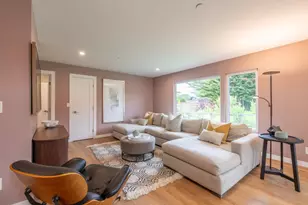 26140 Mesa Dr, Carmel, CA 93923 - Photo 17
