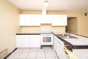 100 Nedra Ct, Sacramento, CA 95822 - Photo 17
