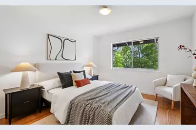 25845 Springhill Dr, Los Altos Hills, CA 94022 - Photo 25