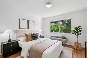 25845 Springhill Dr, Los Altos Hills, CA 94022 - Photo 23