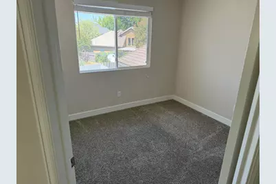 4117 E Haack Ct, Elk Grove, CA 95758 - Photo 17
