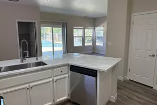 4117 E Haack Ct, Elk Grove, CA 95758 - Photo 3
