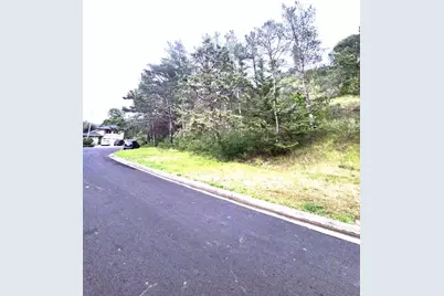 20 Barton Pl, Pacifica, CA 94044 - Photo 5