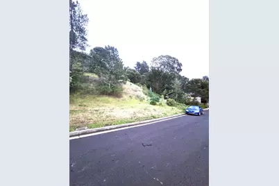 20 Barton Pl, Pacifica, CA 94044 - Photo 3