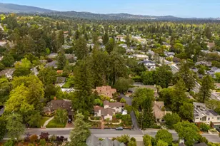 2136 Clayton Dr, Menlo Park, CA 94025 - Photo 35