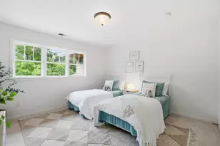 2136 Clayton Dr, Menlo Park, CA 94025 - Photo 21