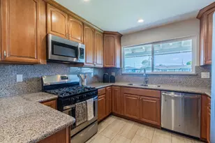 43 St Brendan Way, Salinas, CA 93906 - Photo 11