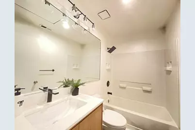 20 Torregata Loop, San Jose, CA 95134 - Photo 27
