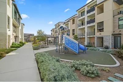 181 Waters Park Cir, San Mateo, CA 94403 - Photo 53