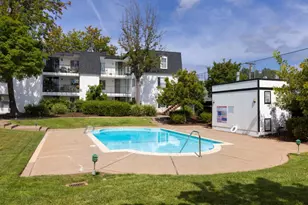 1915 Mount Vernon Ct 15, Mountain View, CA 94040 - Photo 15
