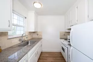 1915 Mount Vernon Ct 15, Mountain View, CA 94040 - Photo 9