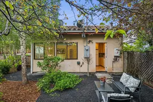 2308 Hillside Dr, Burlingame, CA 94010 - Photo 45