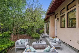 2308 Hillside Dr, Burlingame, CA 94010 - Photo 41