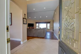 303 Taryn Ct, Hollister, CA 95023 - Photo 11