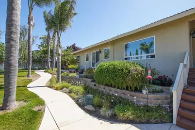303 Taryn Ct, Hollister, CA 95023 - Photo 9