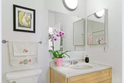 516 Martha St 207, San Jose, CA 95112 - Photo 17