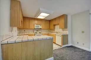 70 Keever Ct, San Jose, CA 95127 - Photo 9