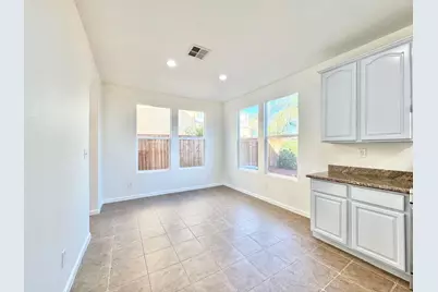 544 Rockingham Ct, Tracy, CA 95376 - Photo 13