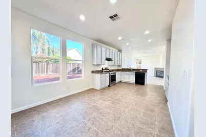544 Rockingham Ct, Tracy, CA 95376 - Photo 11
