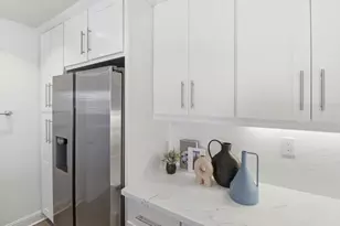 1054 Shoreline Dr, San Mateo, CA 94404 - Photo 17