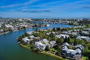 1054 Shoreline Dr, San Mateo, CA 94404 - Photo 3