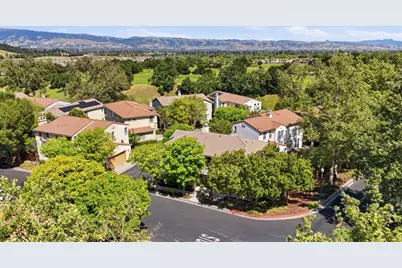 2521 Blairgowery Ct, Gilroy, CA 95020 - Photo 57