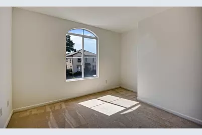 2287 Woodset Dr, San Jose, CA 95116 - Photo 31