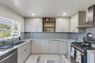 1855 Andrew Ct, Seaside, CA 93955 - Photo 5