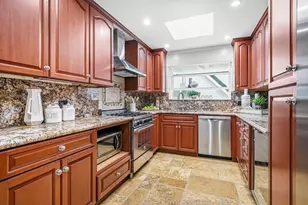 3202 E Laurel Creek Rd, Belmont, CA 94002 - Photo 15