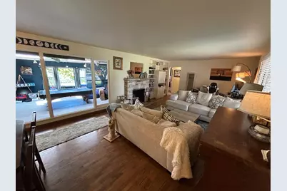 906 Bautista Dr, Salinas, CA 93901 - Photo 13