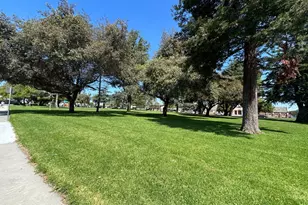 906 Bautista Dr, Salinas, CA 93901 - Photo 31