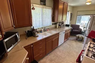 906 Bautista Dr, Salinas, CA 93901 - Photo 11