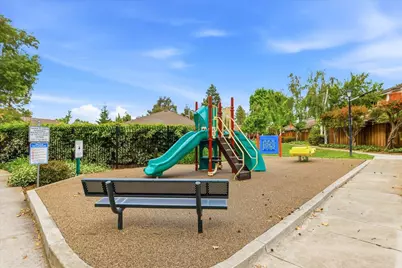 10893 Northfield Sq, Cupertino, CA 95014 - Photo 57