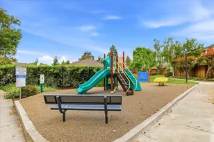 10893 Northfield Square, Cupertino, CA 95014 - Photo 57
