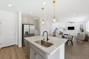 10071 Sea Turtle St, Elk Grove, CA 95757 - Photo 9