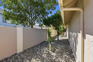 2372 Apsis Ct, San Jose, CA 95124 - Photo 35