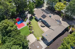 1510 Kingswood Dr, Hillsborough, CA 94010 - Photo 87