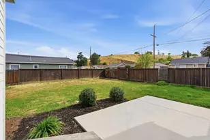 706 Central Ave, Hollister, CA 95023 - Photo 23