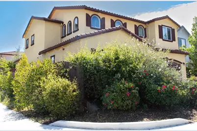 1011 El Cerro Dr, Hollister, CA 95023 - Photo 5