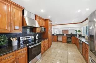 3607 Deedham Dr, San Jose, CA 95148 - Photo 9