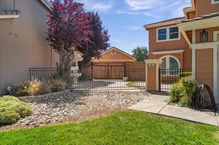 500 Birdsong St, Gilroy, CA 95020 - Photo 3