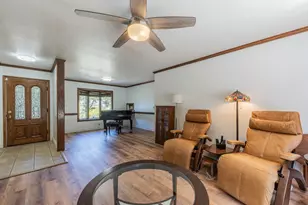 17848 Berta Canyon Rd, Salinas, CA 93907 - Photo 17