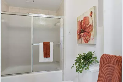 2115 University Ave, Mountain View, CA 94040 - Photo 15
