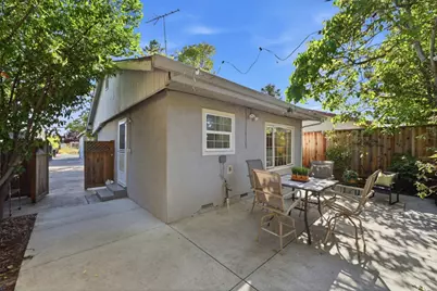 2115 University Ave, Mountain View, CA 94040 - Photo 41