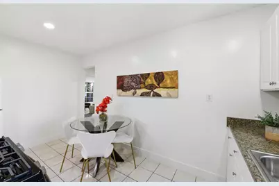 2115 University Ave, Mountain View, CA 94040 - Photo 17