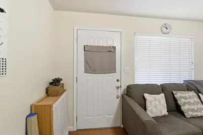 2115 University Ave, Mountain View, CA 94040 - Photo 23