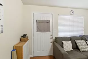 2115 University Ave, Mountain View, CA 94040 - Photo 23