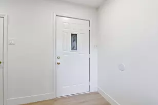 2115 University Ave, Mountain View, CA 94040 - Photo 5